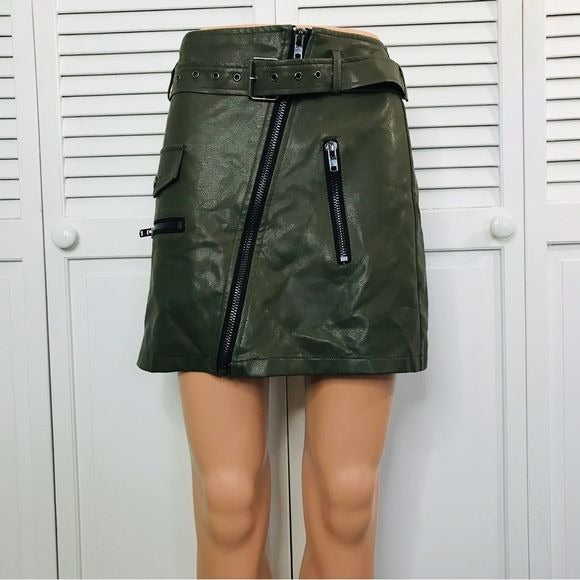 HONEY PUNCH Green Zipper Faux Leather Mini Skirt Size M *NEW*