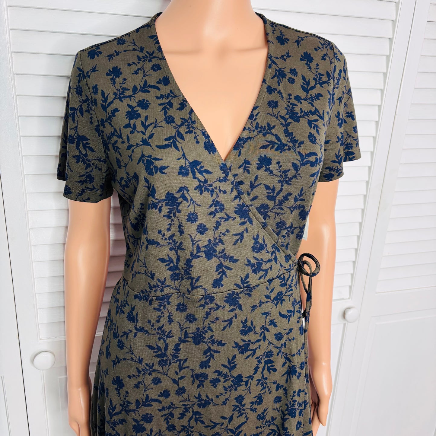 OLD NAVY Ponte-Knit Wrap-Front Sheath Dress Size Medium