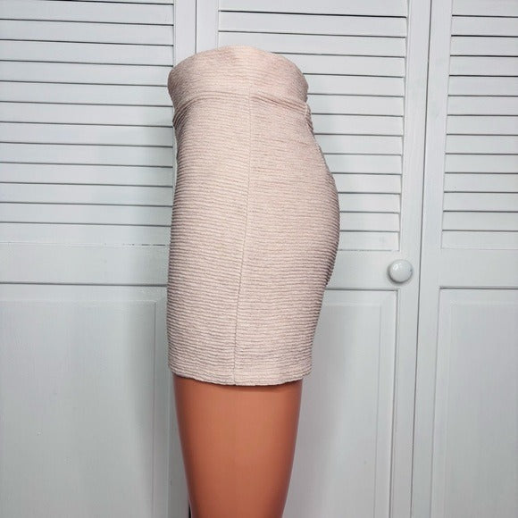 NEW RUMER Beige High Rise Striped Shorts Size Medium