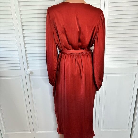 *NEW* CITY CHIC Opulent Toffee Elbow Sleeve Dress Size 14