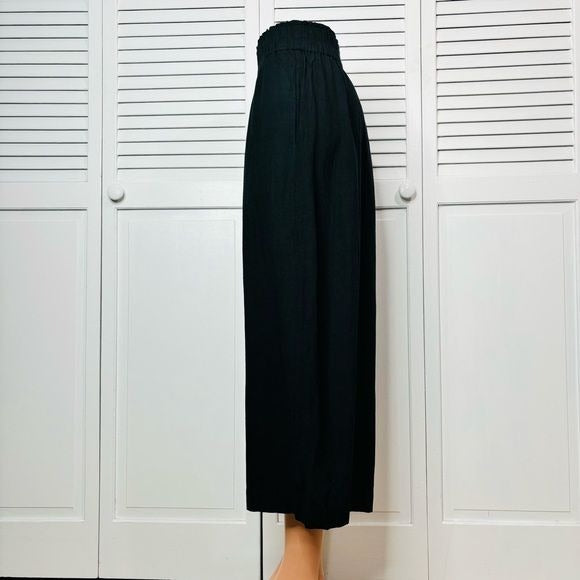 ORIENTIQUE Naturally Black Lightweight Cropped Lightweight Trousers Size Medium