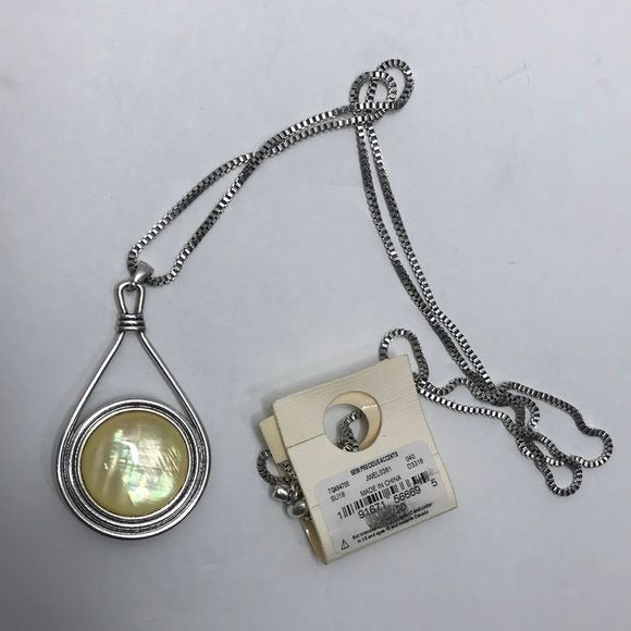 *NEW* LUCKY BRAND Silver Double Sided Circle Pendent Necklace