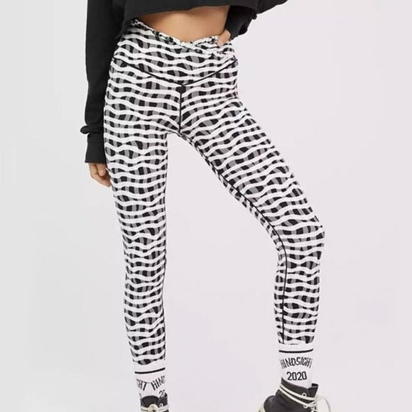 *NEW* OFFLINE Real Me Xtra High Waisted Crossover Ruffle Legging Size Medium