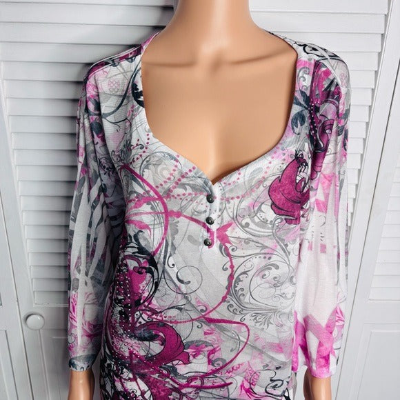 *New* UNITY WORLD WEAR White Geometric Print Top Size 2X
