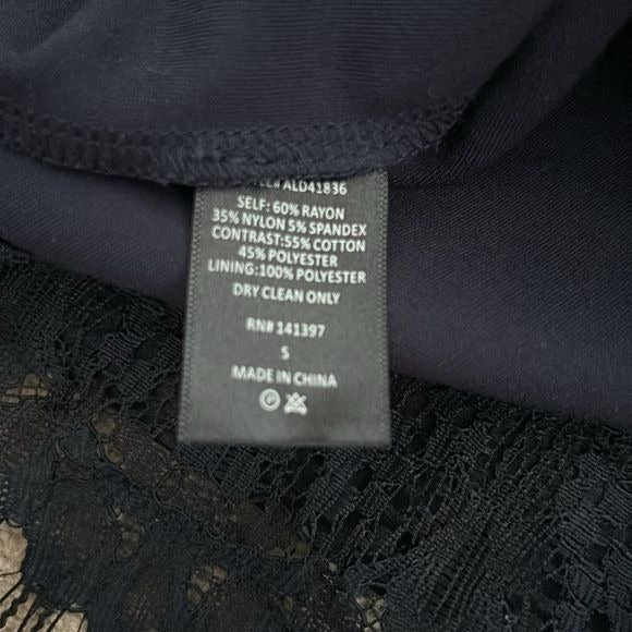 ASTR the label Peeking Lace Bodycon Navy Blue Dress Size Small