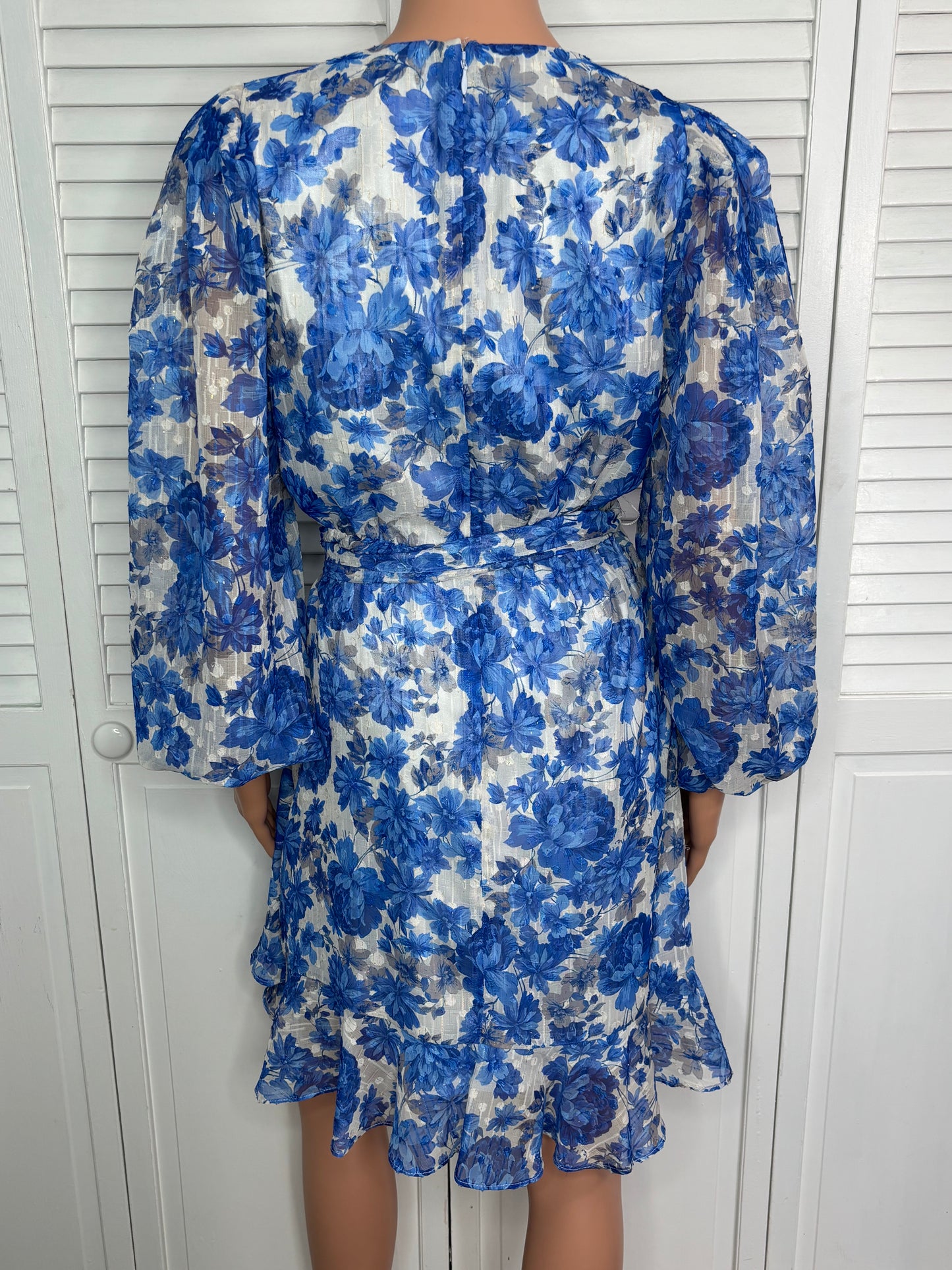 New ALEX MARIE Simone Blue Floral Metallic Chiffon Dress Size 2