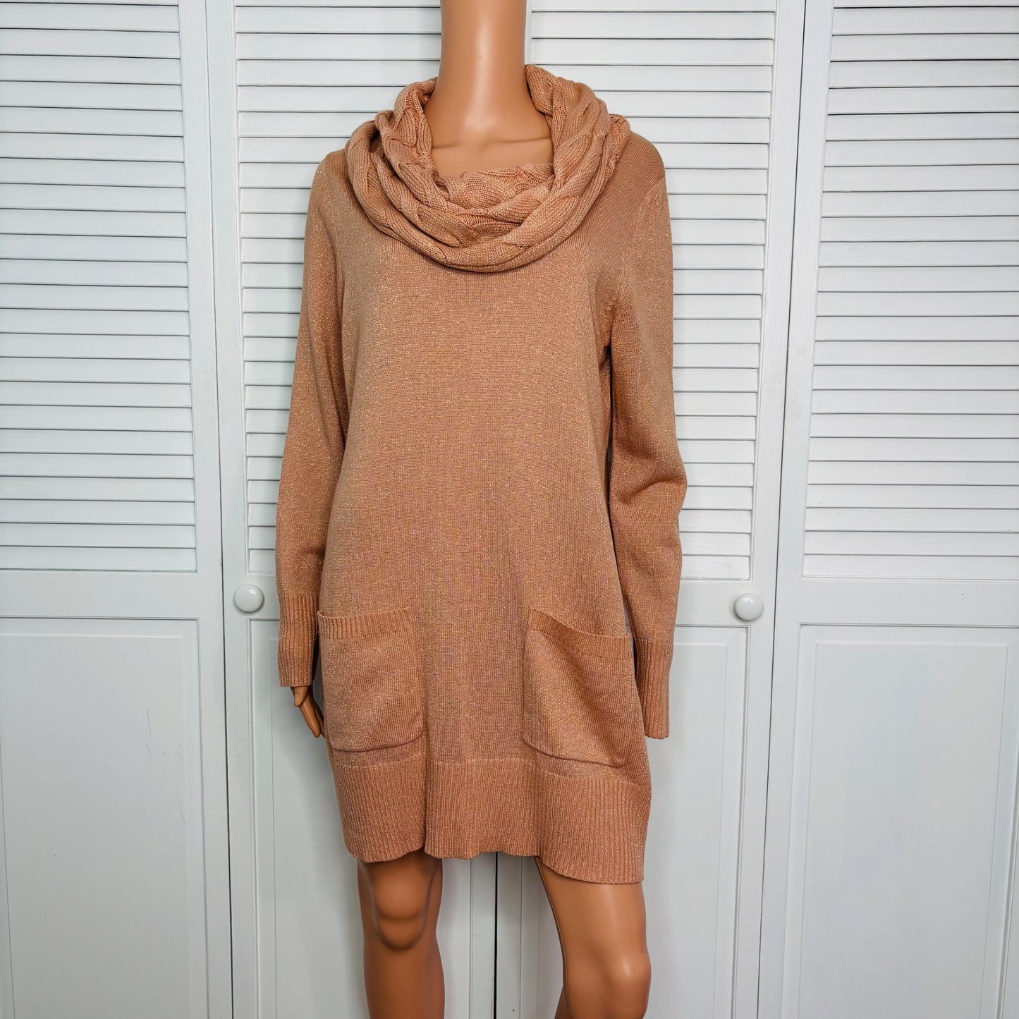 SOHO STREET BY New York & Company Cowl Neck Sweater in Light Pink Size Medium