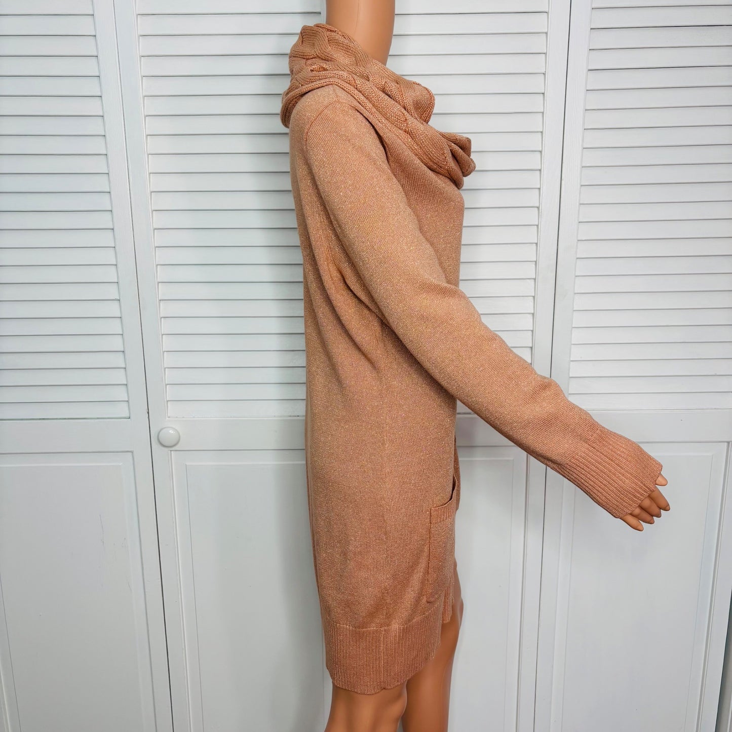SOHO STREET BY New York & Company Cowl Neck Sweater in Light Pink Size Medium