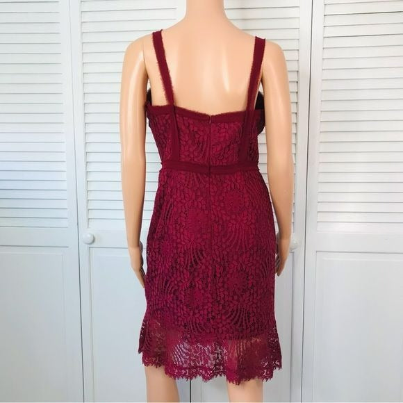 HEARTLOOM Mya Crimson Lace Dress Size M *NEW*