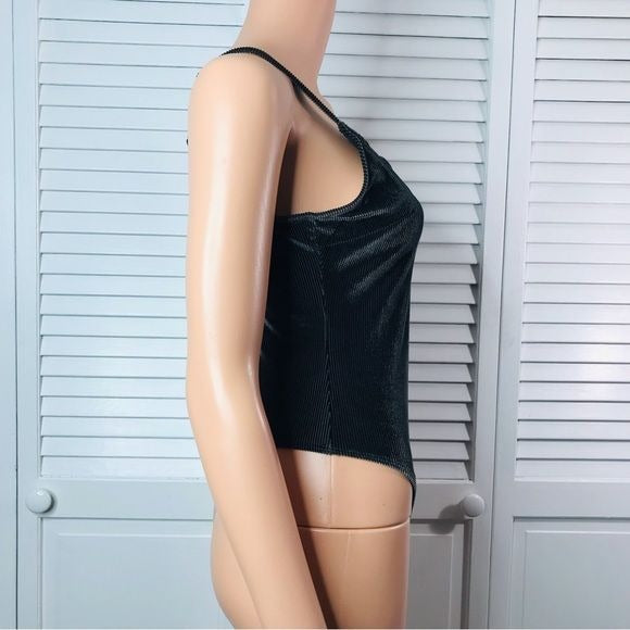 OUT FROM UNDER Green Ribbed Scalloped Velvet Bodysuit Size Medium