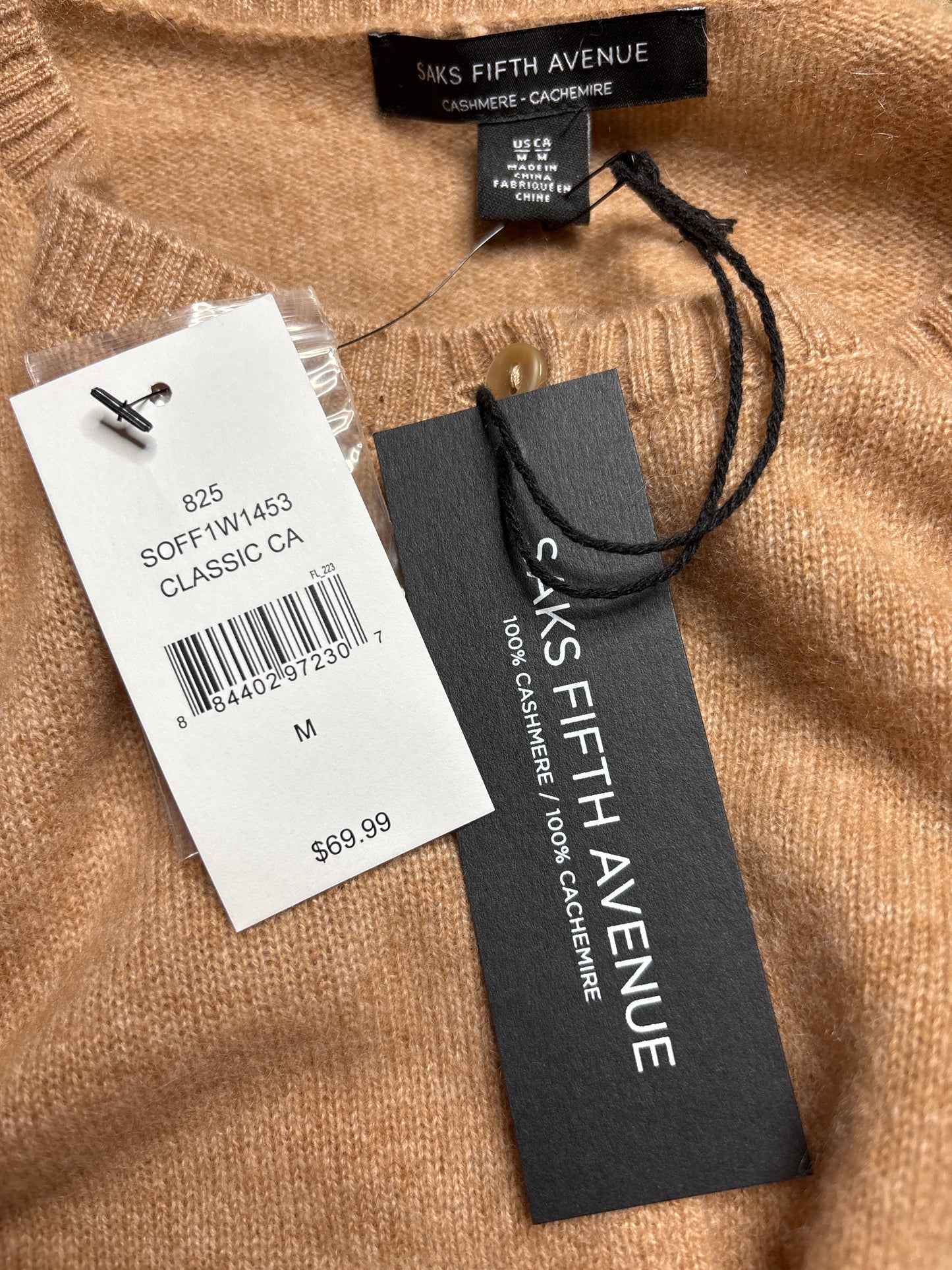 SAKS FIFTH AVENUE Classic Cashmere Cardigan Sweater in Tan Size Medium