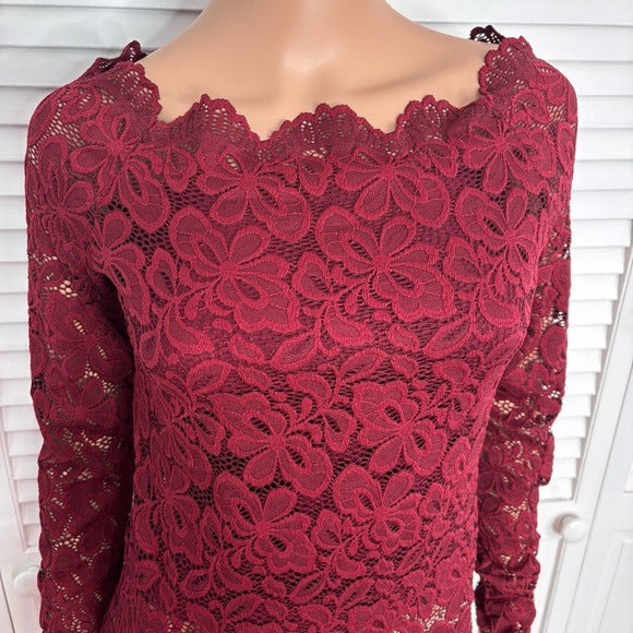 NEW PATTYBOUTIK Boatneck Sweetheart Inset Floral Lace Blouse in Burgundy Size Medium