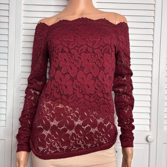 NEW PATTYBOUTIK Boatneck Sweetheart Inset Floral Lace Blouse in Burgundy Size Medium