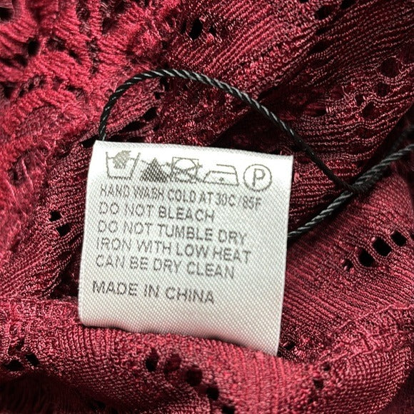 NEW PATTYBOUTIK Boatneck Sweetheart Inset Floral Lace Blouse in Burgundy Size Medium