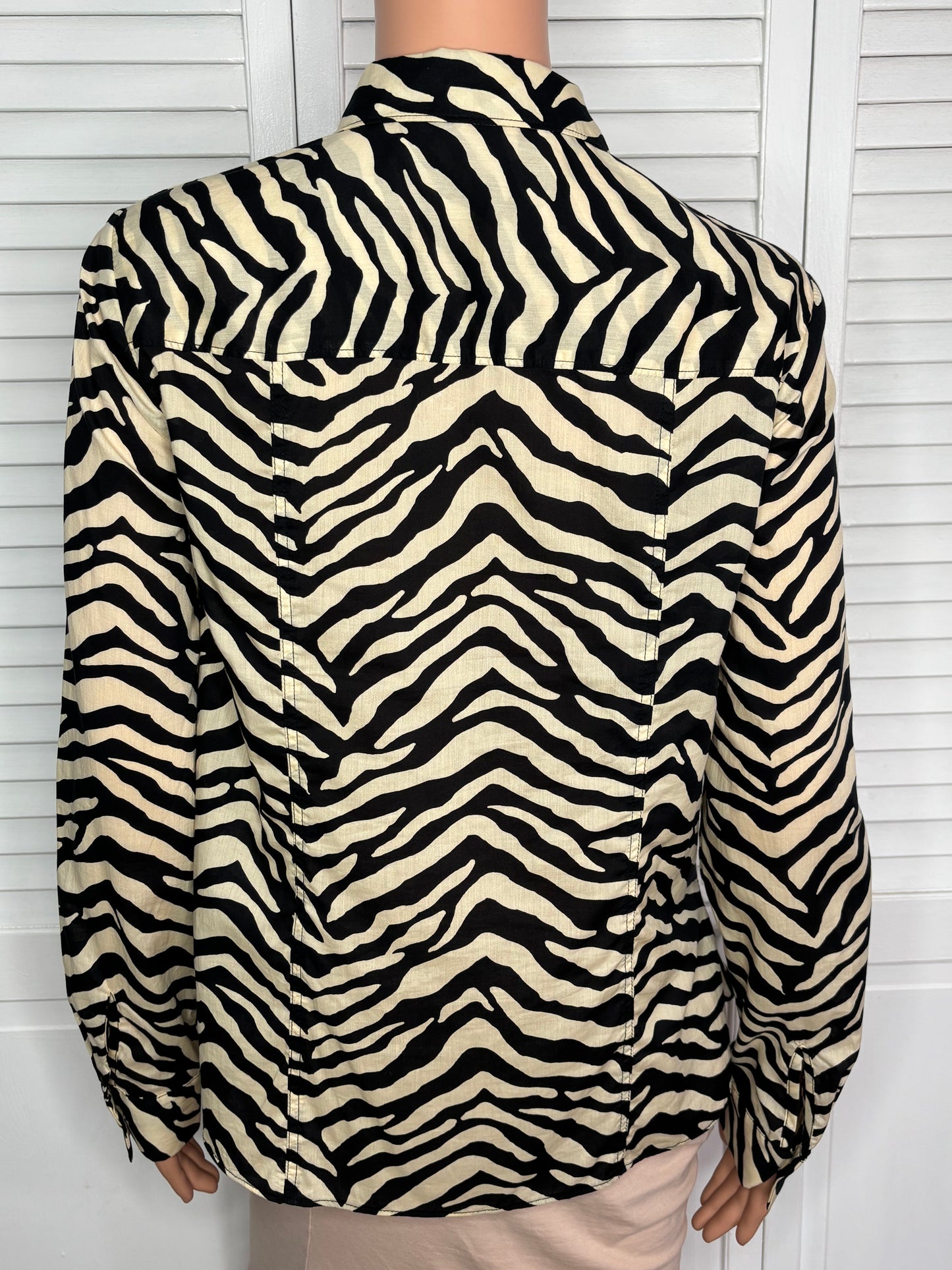 BANANA REPUBLIC Zebra Safari Print Heritage Utility Button Down Shirt Medium