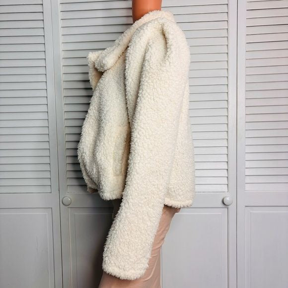 ELLISON Ivory Puff Sleeve Teddy Bear Short Coat Size Large
