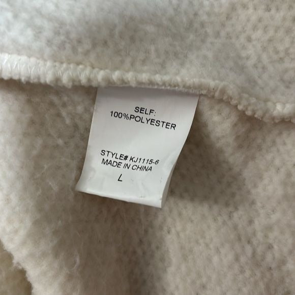 ELLISON Ivory Puff Sleeve Teddy Bear Short Coat Size Large