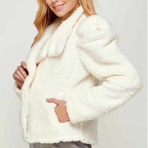 ELLISON Ivory Puff Sleeve Teddy Bear Short Coat Size Large