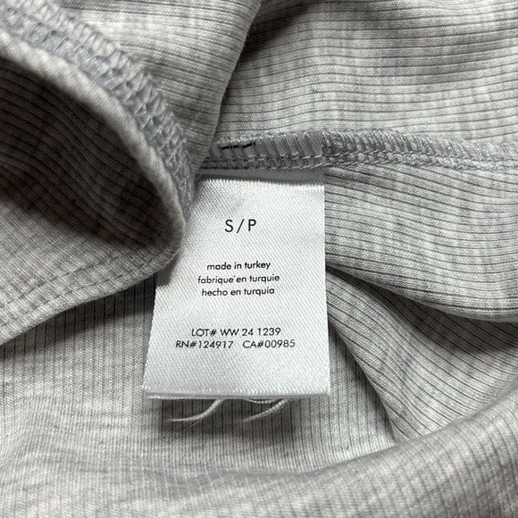 *New* WEWOREWHAT Crew Neck Henley Ribbed Bodysuit in Gray Size Small