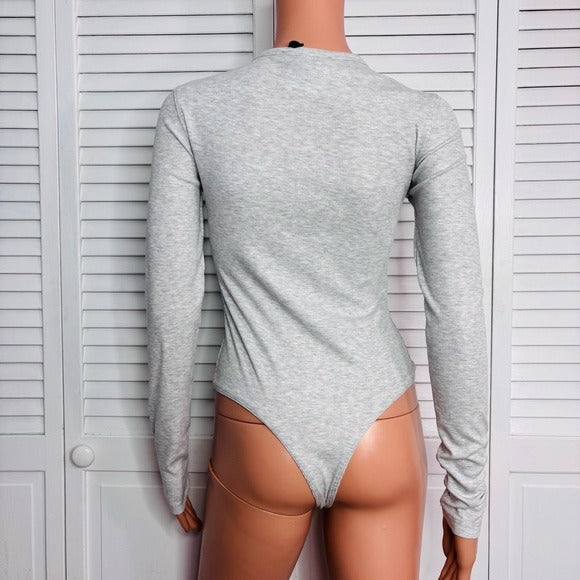 *New* WEWOREWHAT Crew Neck Henley Ribbed Bodysuit in Gray Size Small