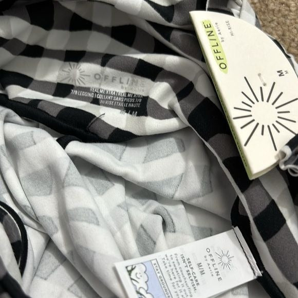 *NEW* OFFLINE Real Me Xtra High Waisted Crossover Ruffle Legging Size Medium