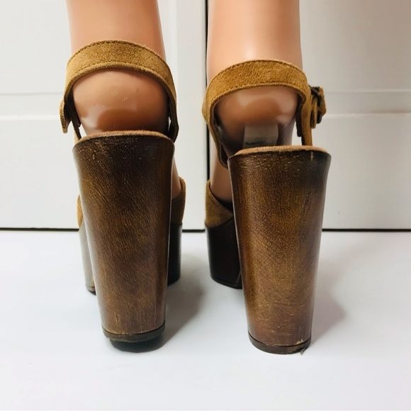 STEVE MADDEN Camel Suede Wooden Platform Heels