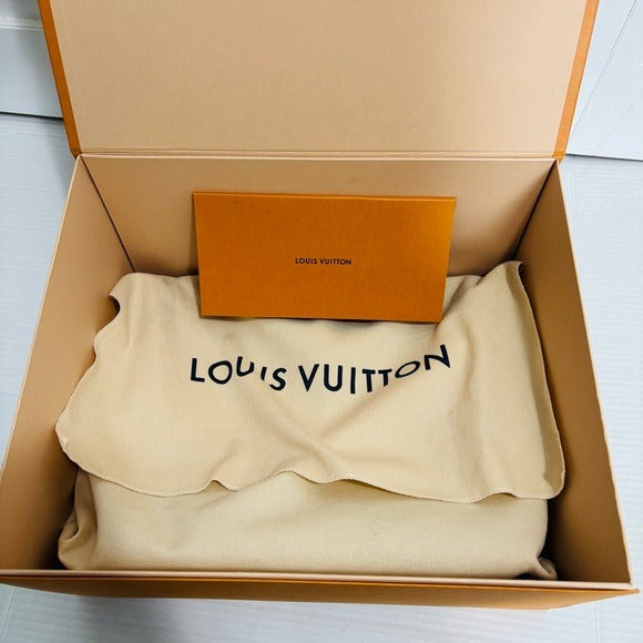 LOUIS VUITTON Monogram Graceful PM Shoulder Bag