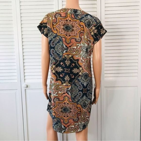 FREEWAY Blue Paisley Short Sleeve V-Neck Dress Size M