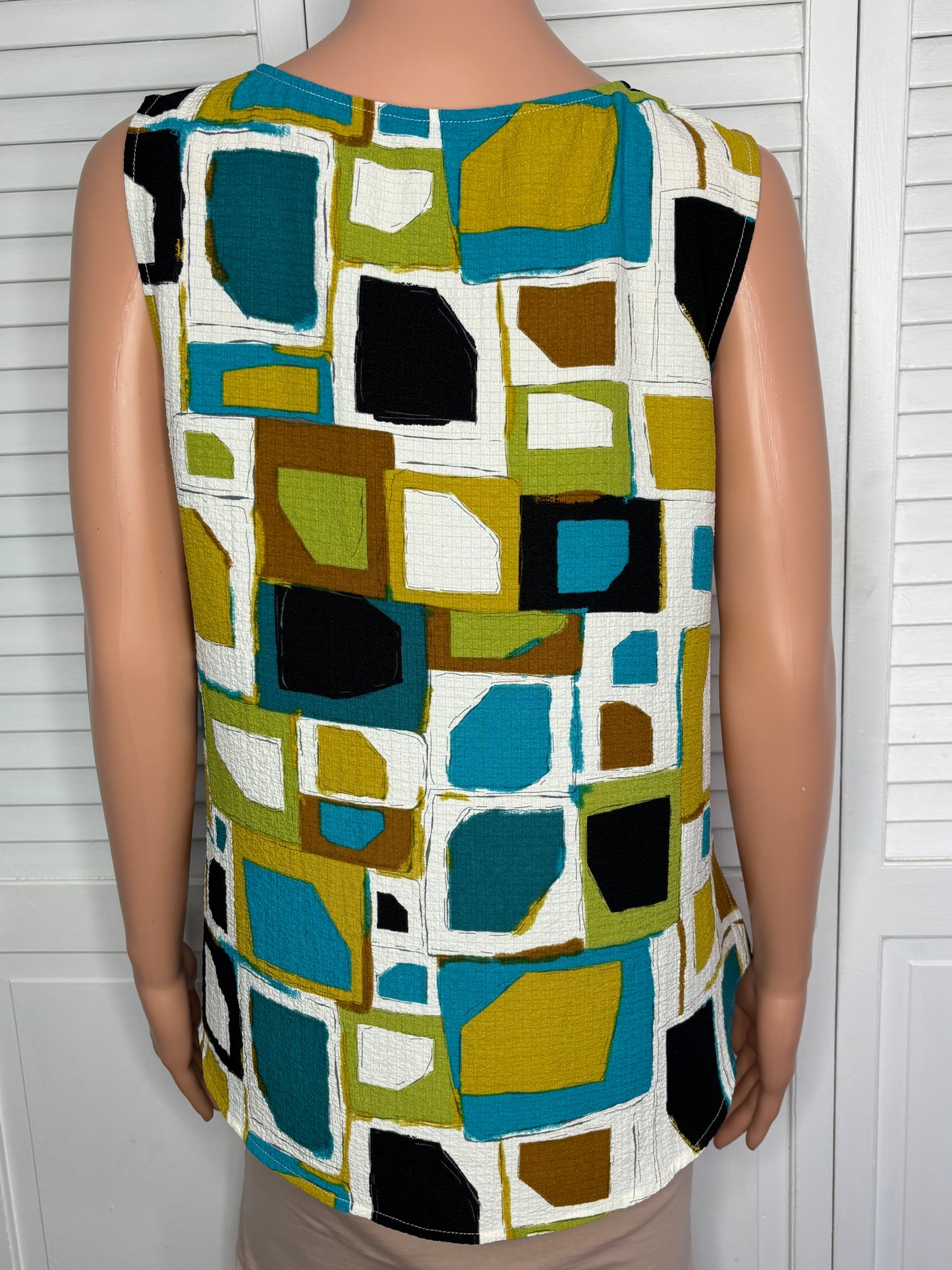 MULTIPLES Sleeveless Geometric Print Blouse Size Small