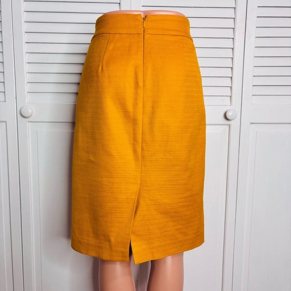 BANANA REPUBLIC Cotton Pencil Skirt in Gold Size 0
