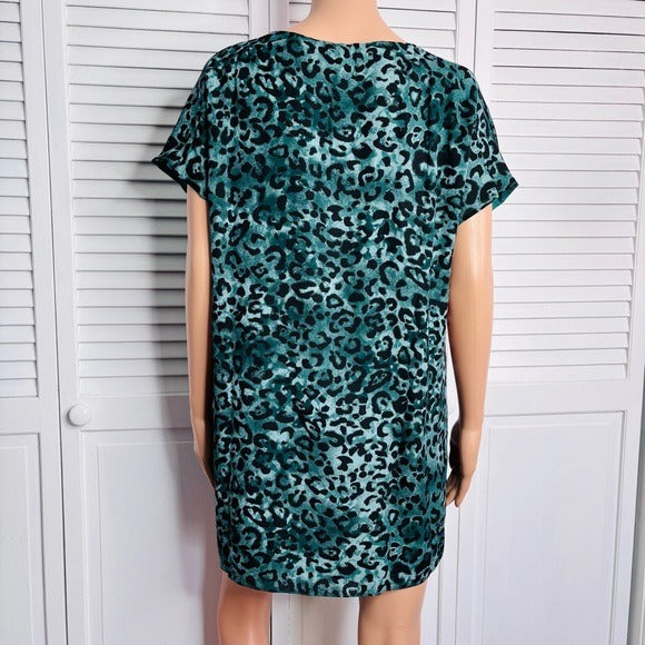 *New* BUDDY LOVE Baker Lagoon Turquoise Animal Print V-Neck Dress Size XS