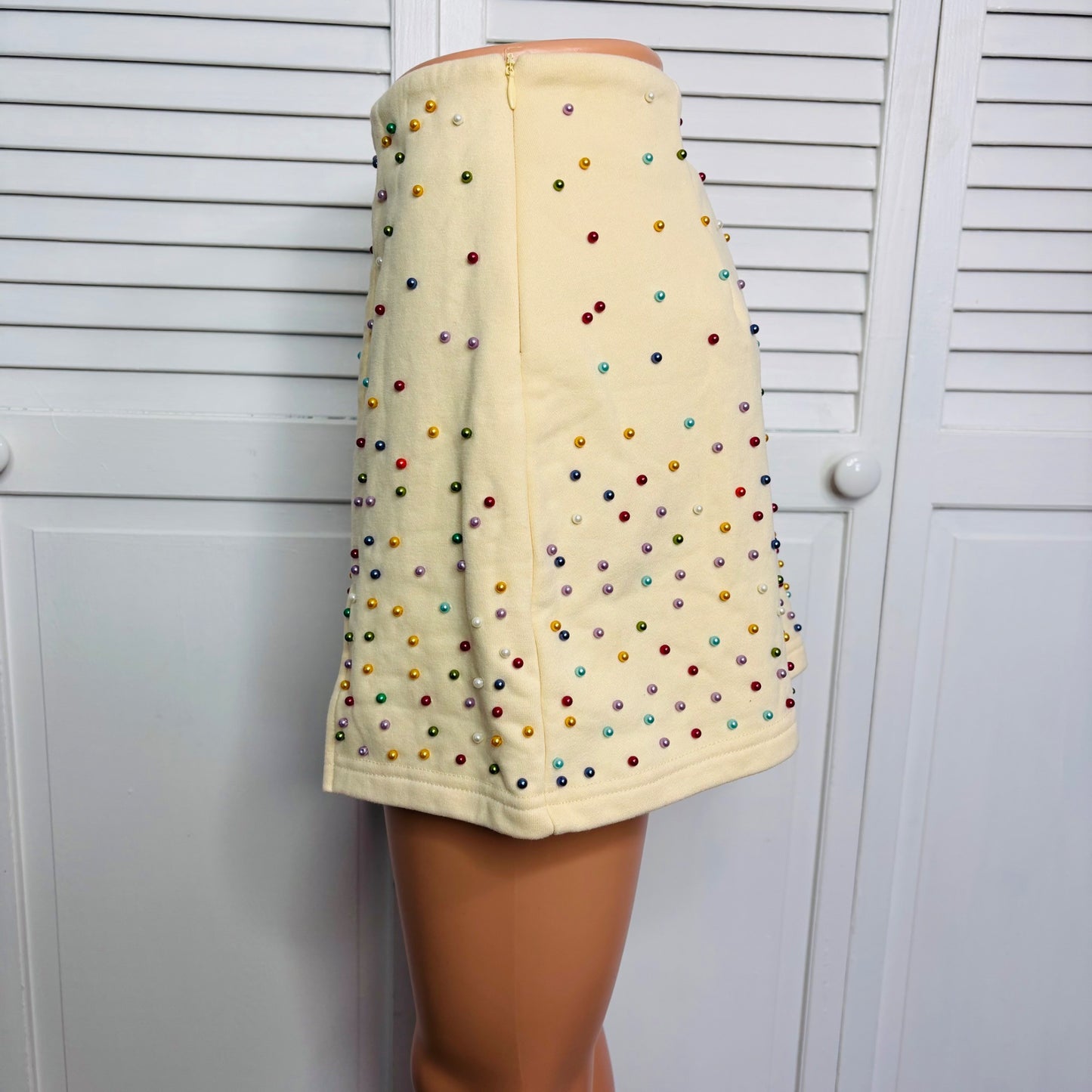 NEW QUEEN OF SPARKLES Ivory Scattered Pearl Mini Skort Size Small