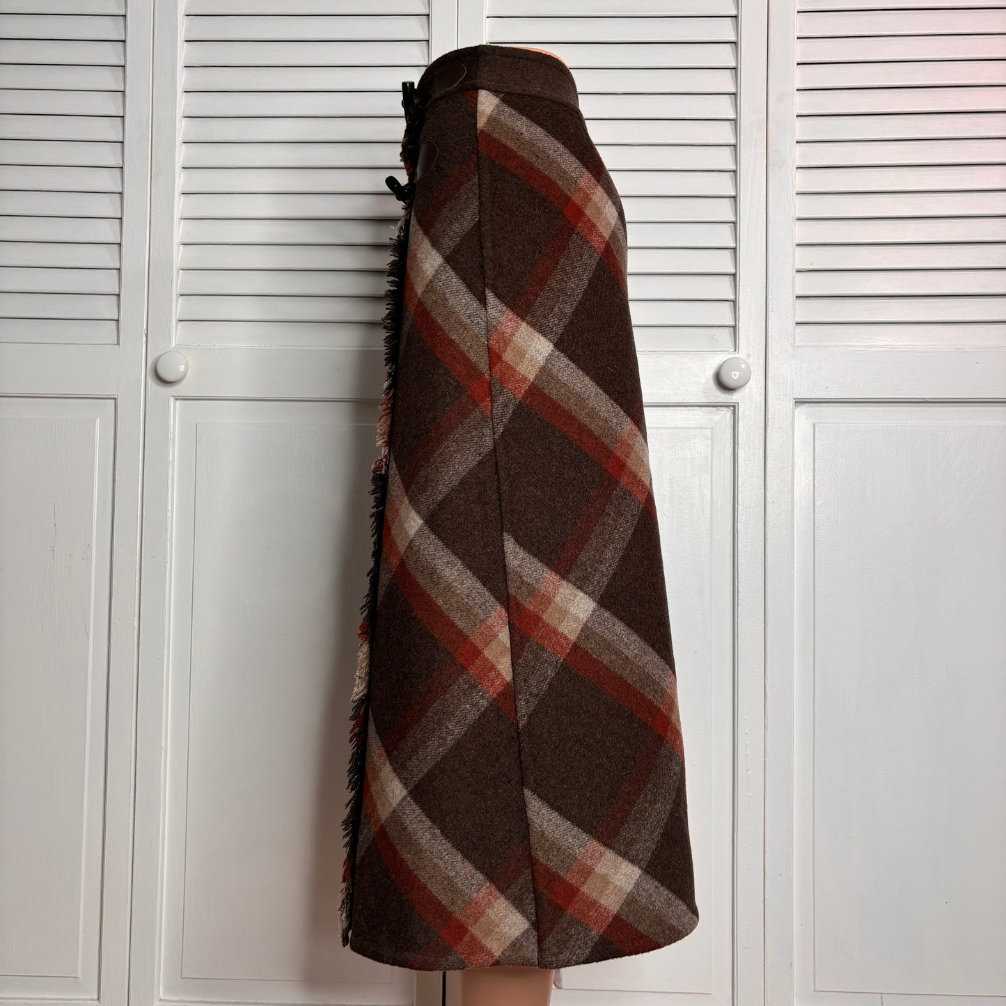 BEAR TWO STYLE Vintage Brown Plaid Skirt Size 4
