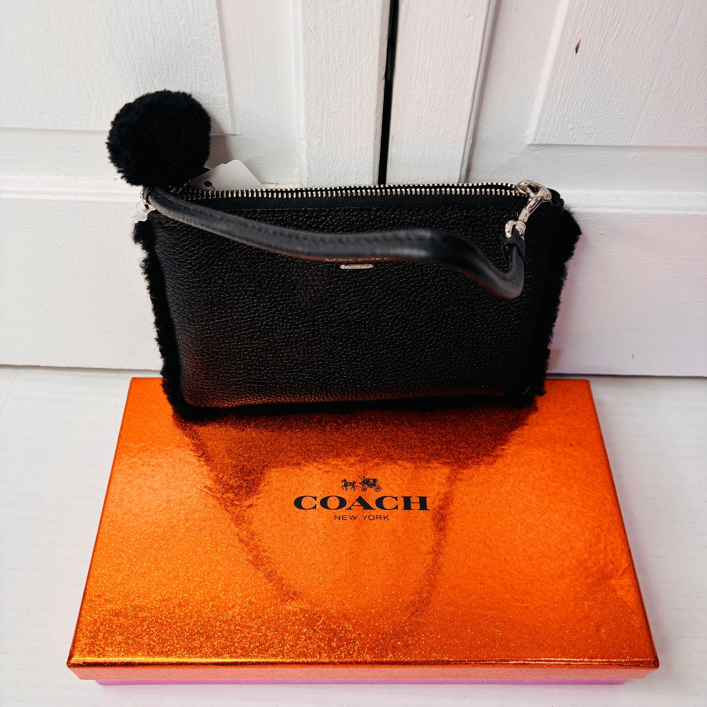 *NEW* COACH Black Shearling Trim Pebbled Leather Wristlet