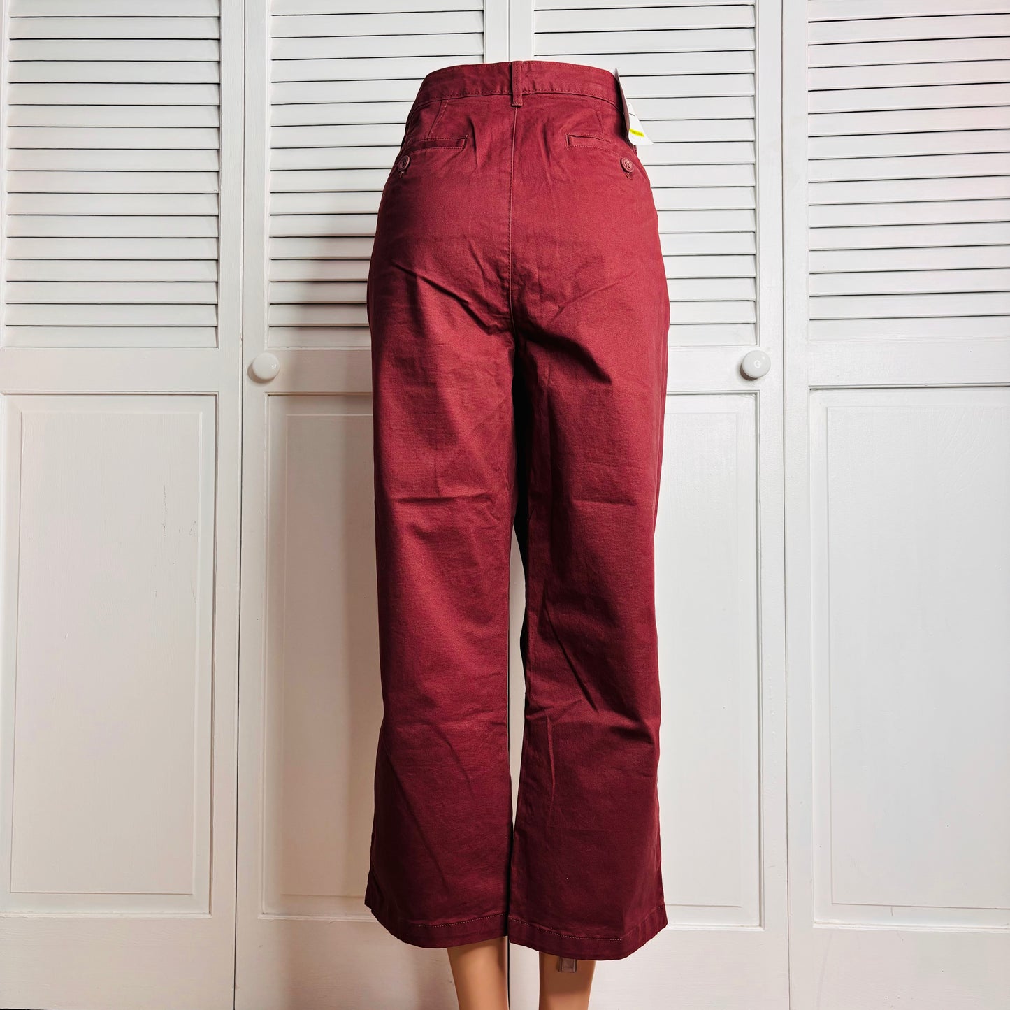 *NEW* EDDIE BAUER Legendwash Stretch Curvy Crop Jeans Size 16
