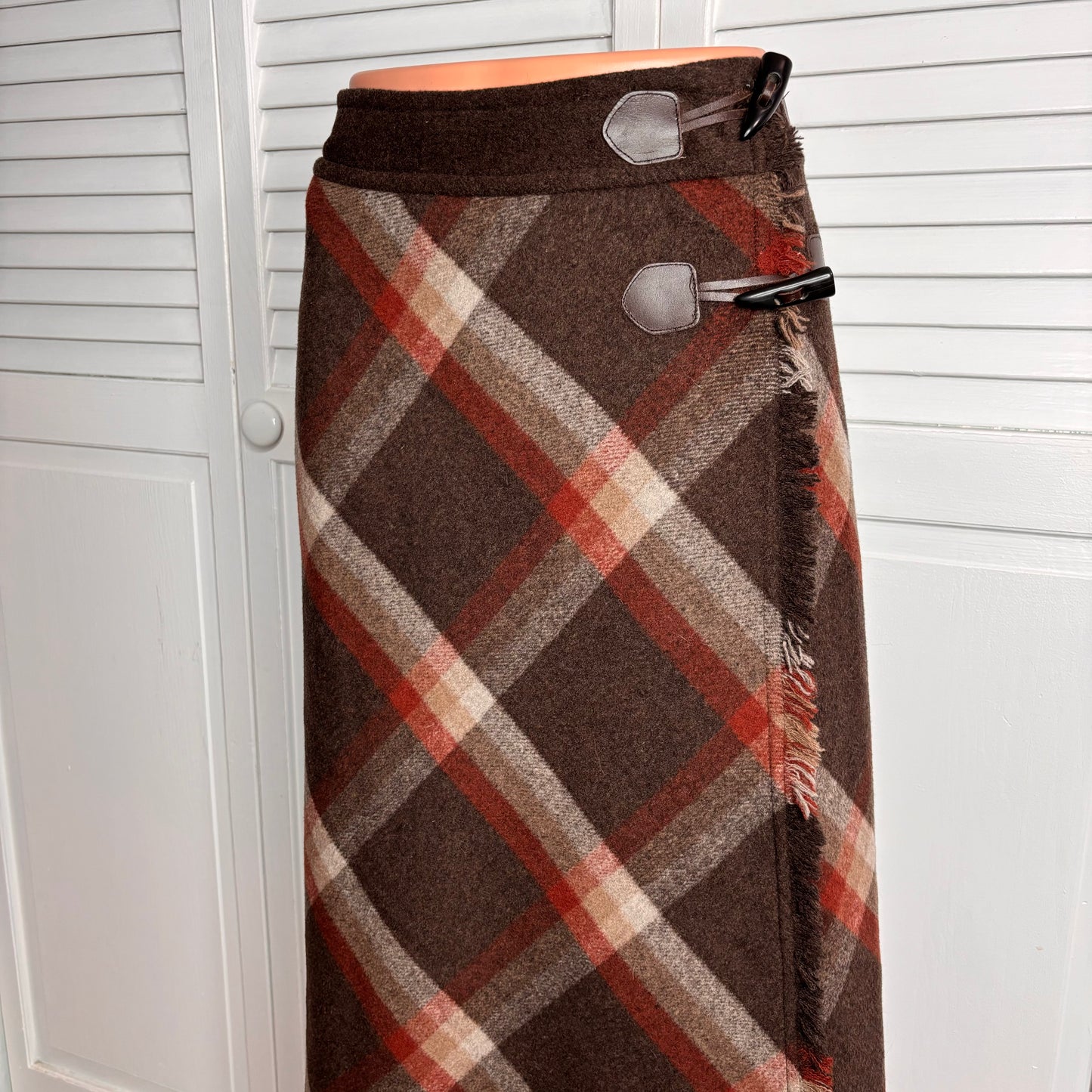 BEAR TWO STYLE Vintage Brown Plaid Skirt Size 4