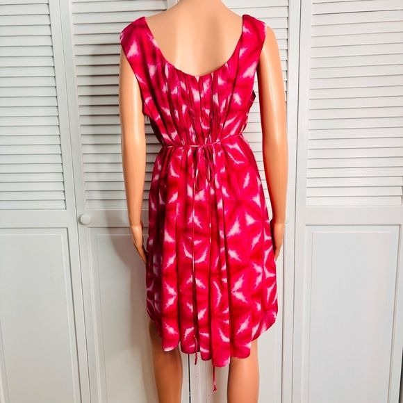 CALVIN KLEIN Dazzle Pink Pleated Chiffon Dress Size 14