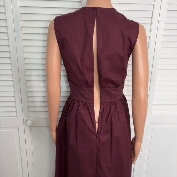 NEW WEWOREWHAT Keyhole Midi Dress in Eggplant Size Small