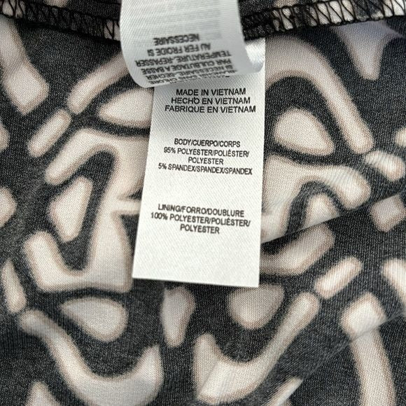 LAUNDRY BY SHELLI SEGAL Boat Neck Printed Matte Jersey Shift Dress Size 8
