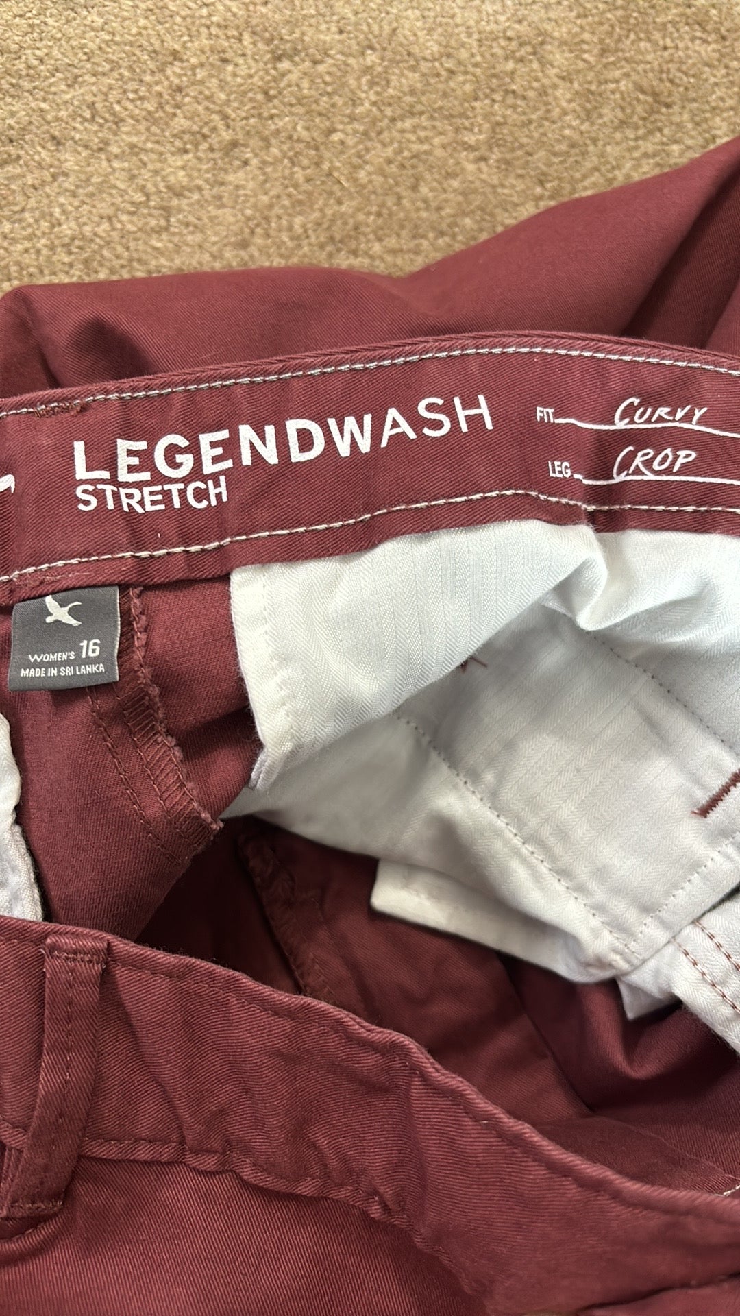 *NEW* EDDIE BAUER Legendwash Stretch Curvy Crop Jeans Size 16