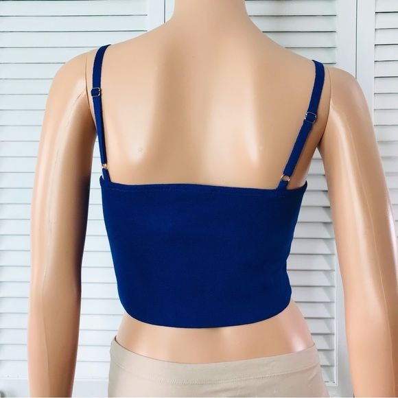 *NEW* NOCTURNE Saxe Royal Blue Knitted Crop Top Size Medium