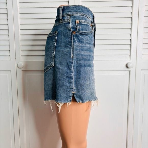 GAP High Rise Shorts Size 29