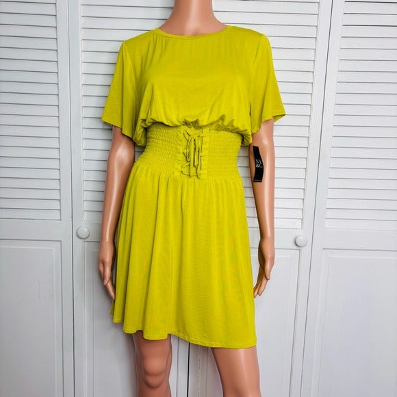 *New* NEW YORK & COMPANY Olive Green Short Sleeve Dress Size Medium