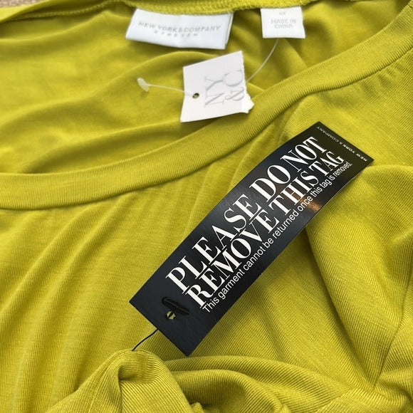 *New* NEW YORK & COMPANY Olive Green Short Sleeve Dress Size Medium