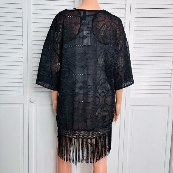*New* DAYTRIP Black Short Sleeve Fringe Kimono Size Medium
