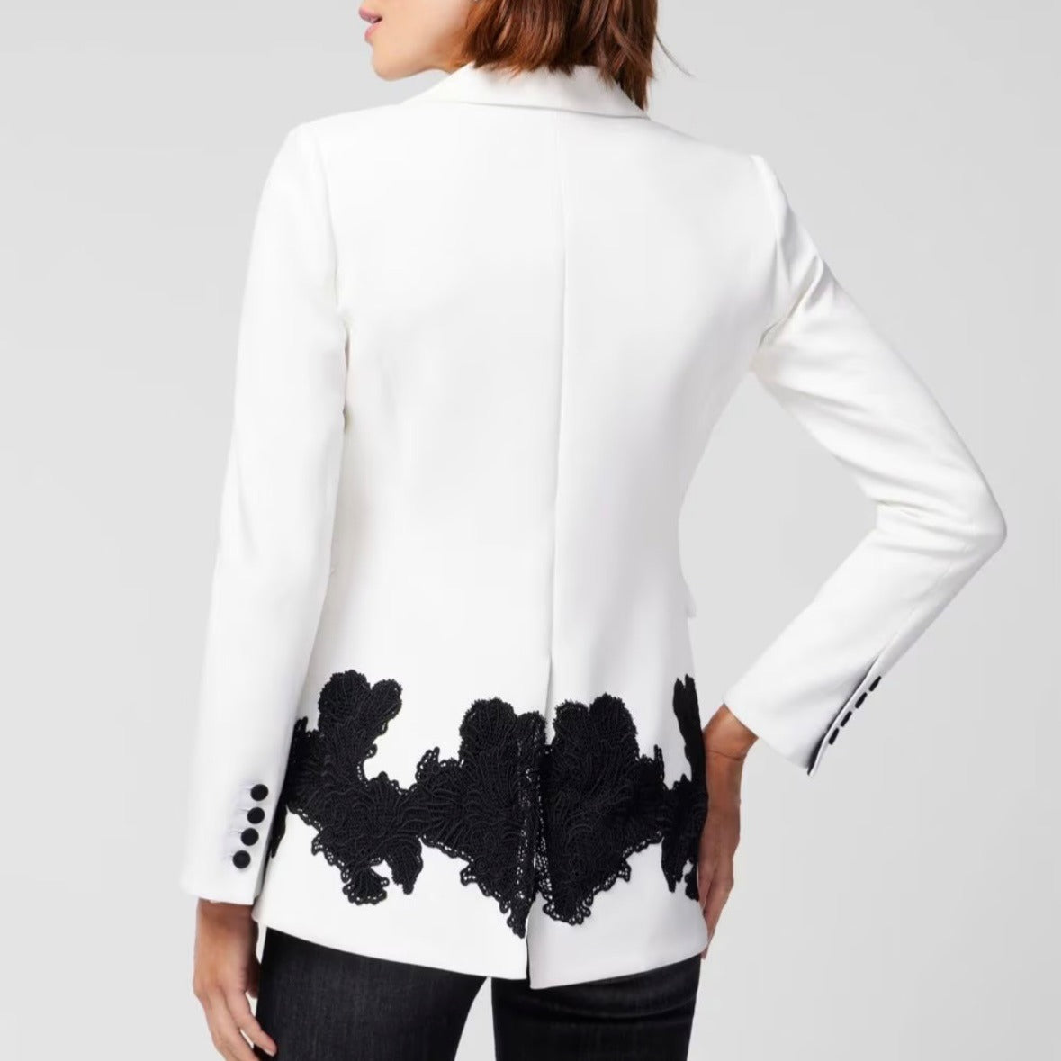 WHITE HOUSE BLACK MARKET Petite Fashion Blazer With Lace in White Size 8