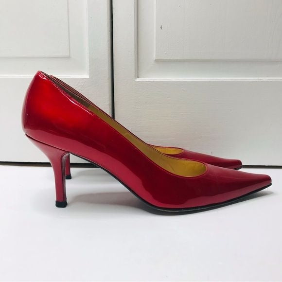 STUART WEITZMAN Candy Apple Red Patent Leather Pointed Toe Pumps 9.5M