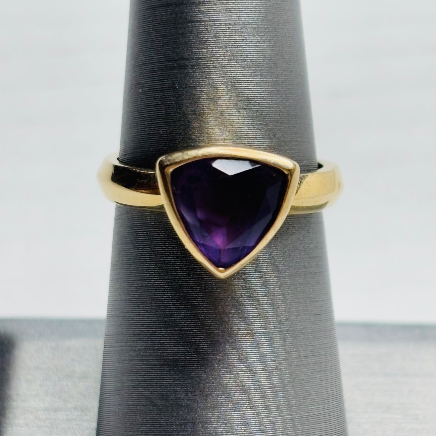 Signed 14K FP Trillion-Cut Amethyst Triangle Ring Size 7