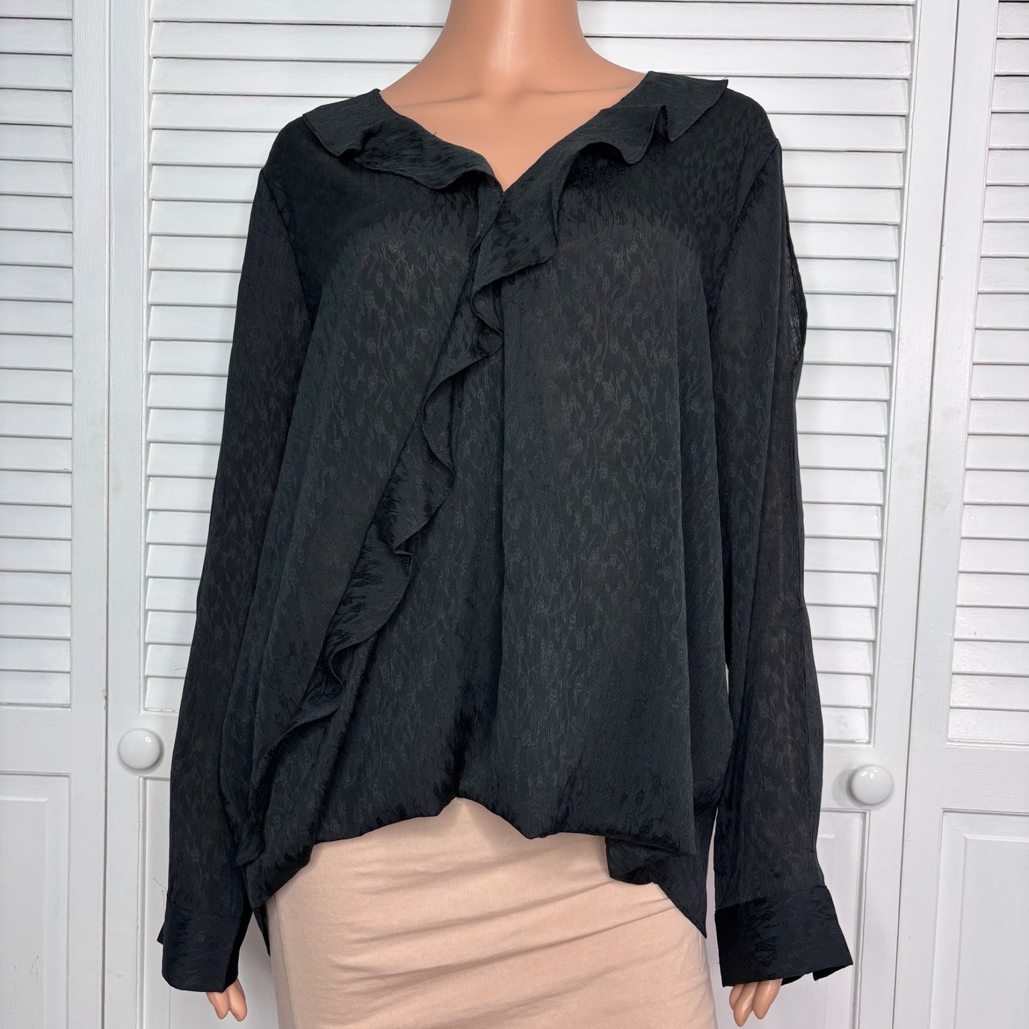 NEW NYDJ Flounce Crossover Floral Blouse in Black Size Large