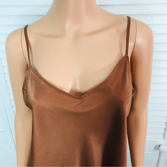 *NEW* UNIQLO Shiny Brown Camisole Size Medium